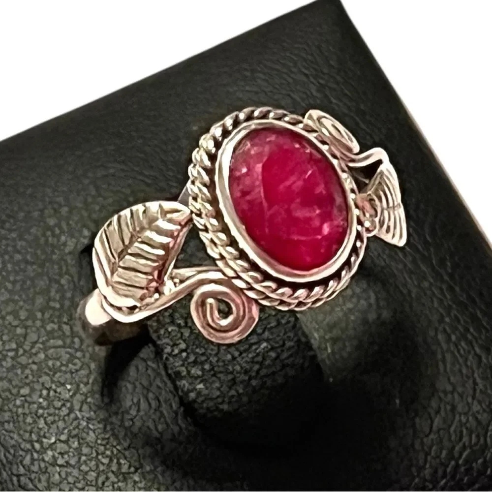Artisan Sterling Silver Ruby Leaf Ring Size 6.5